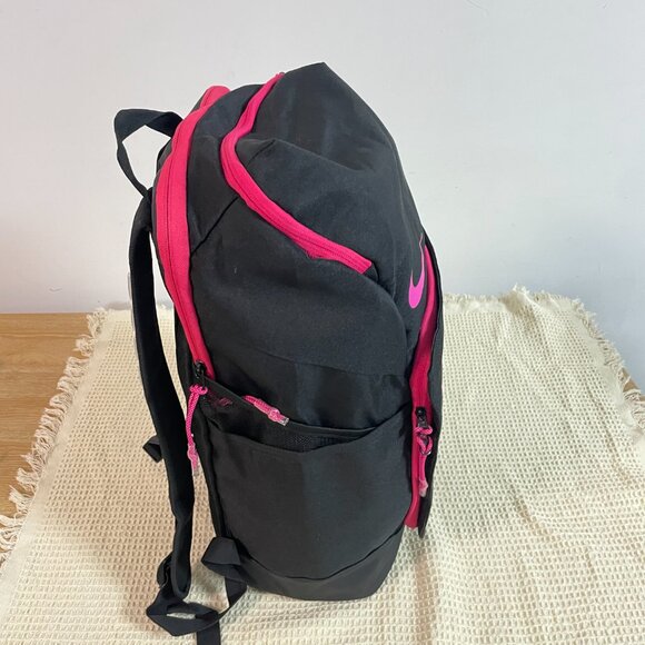 COPY - Unused Nike air-cushioned backpack large capacity basketball bag - Picture 3 of 4